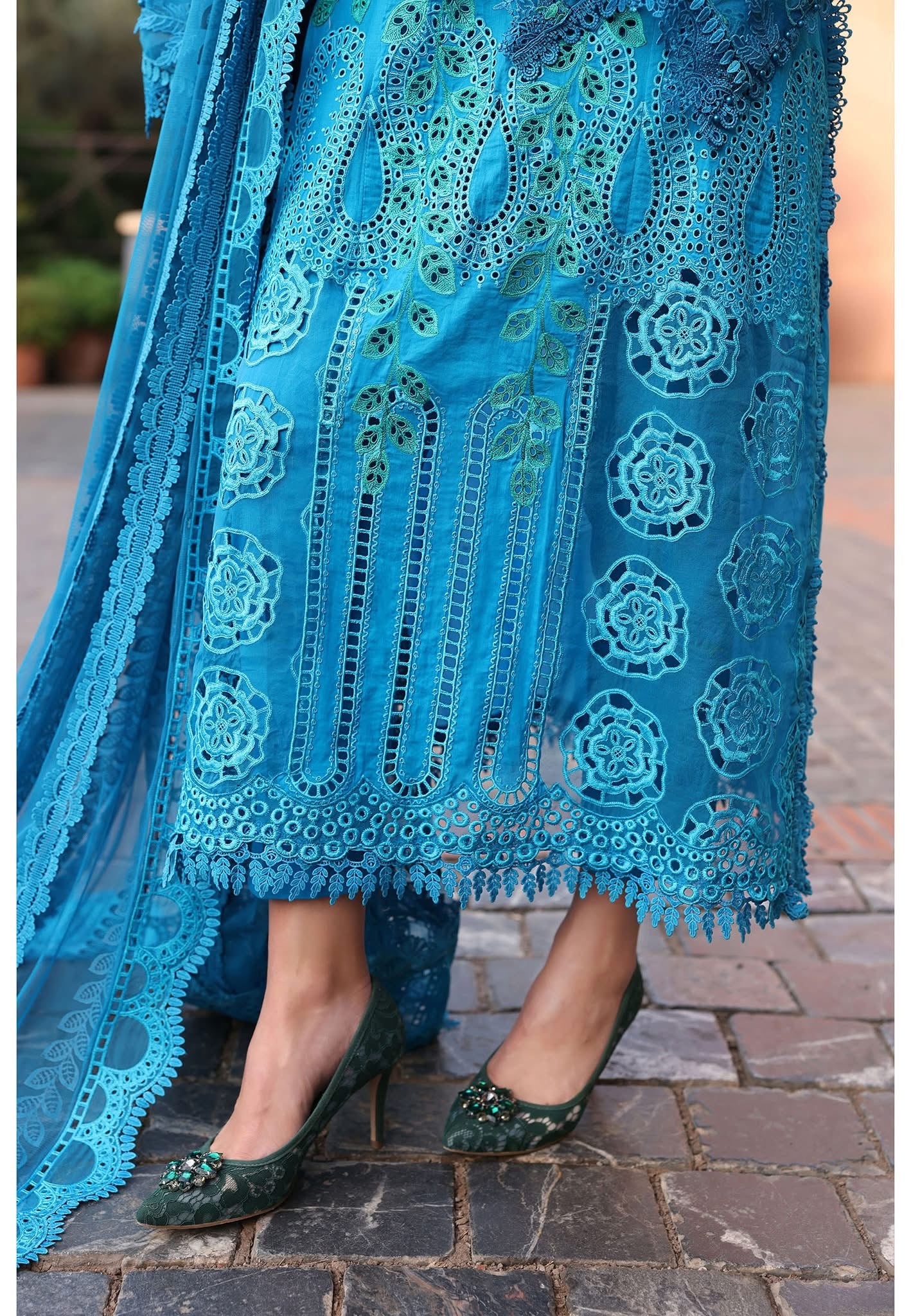 Maria B luxury lawn suits 2025 - 3B