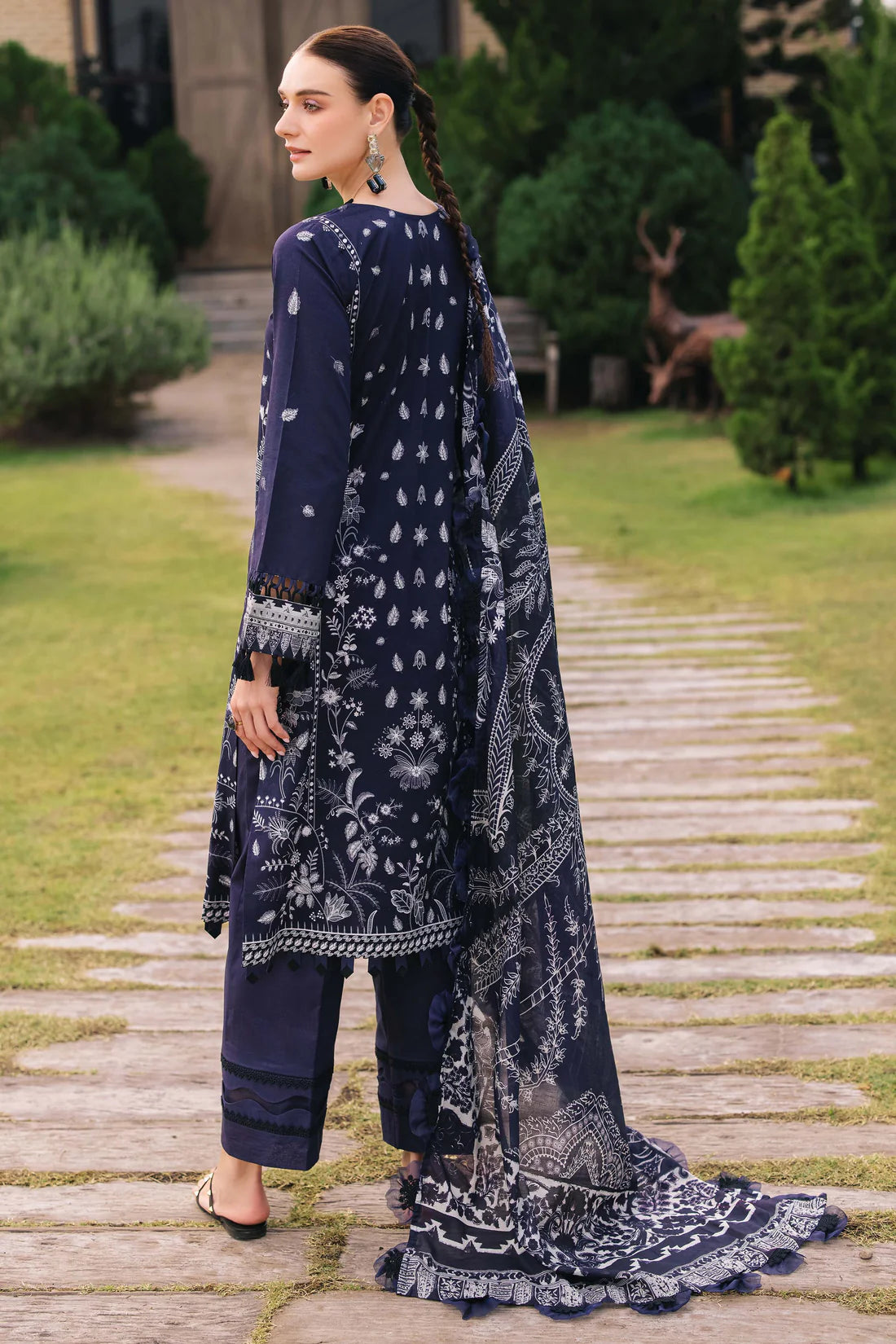 Jade urbane digital printed lawn collection 2025 | 20716-A