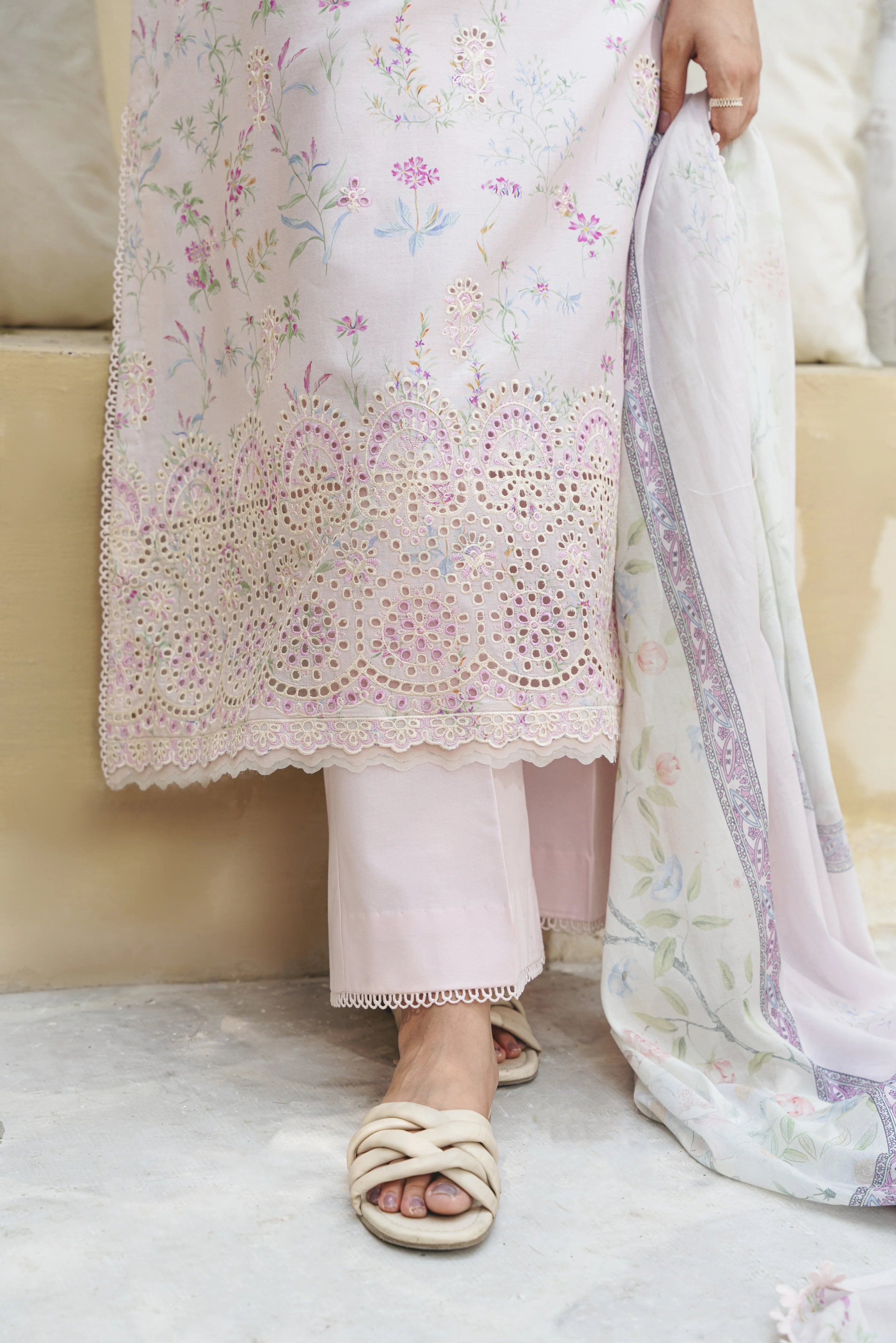 Shezlin chikankari unstitched lawn suits 2025 - Ceyda(Af-05)