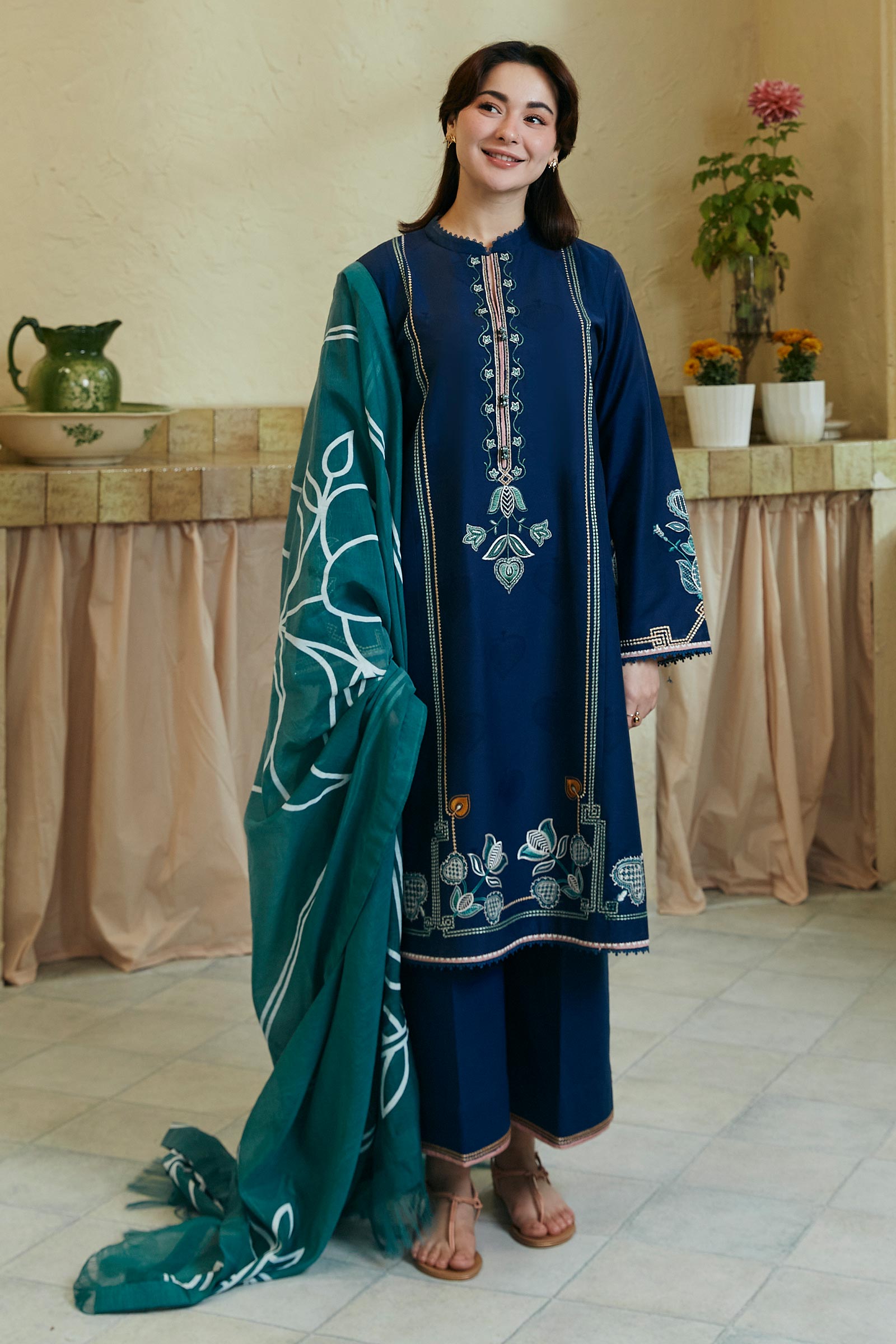 Coco Lawn Suits by Zara Shahjahan | 2024 | 3B