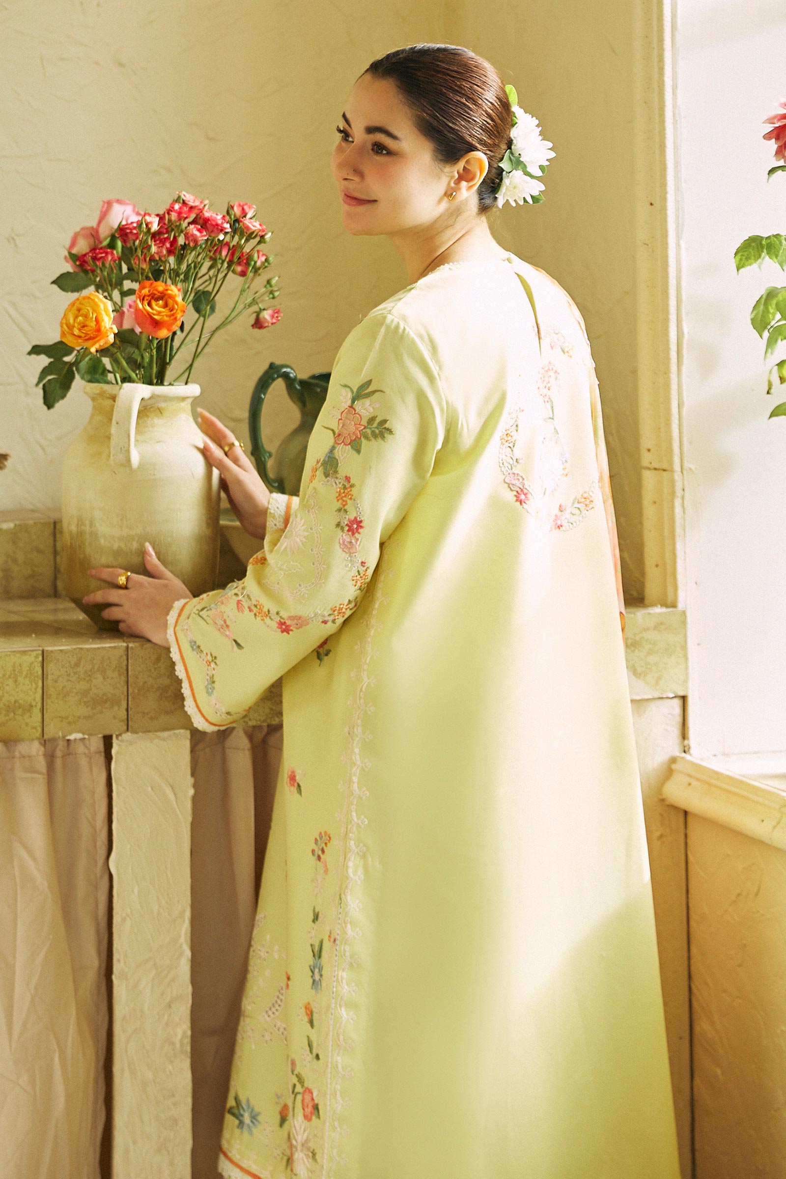 Coco Lawn Suits by Zara Shahjahan | 2024 | 4B