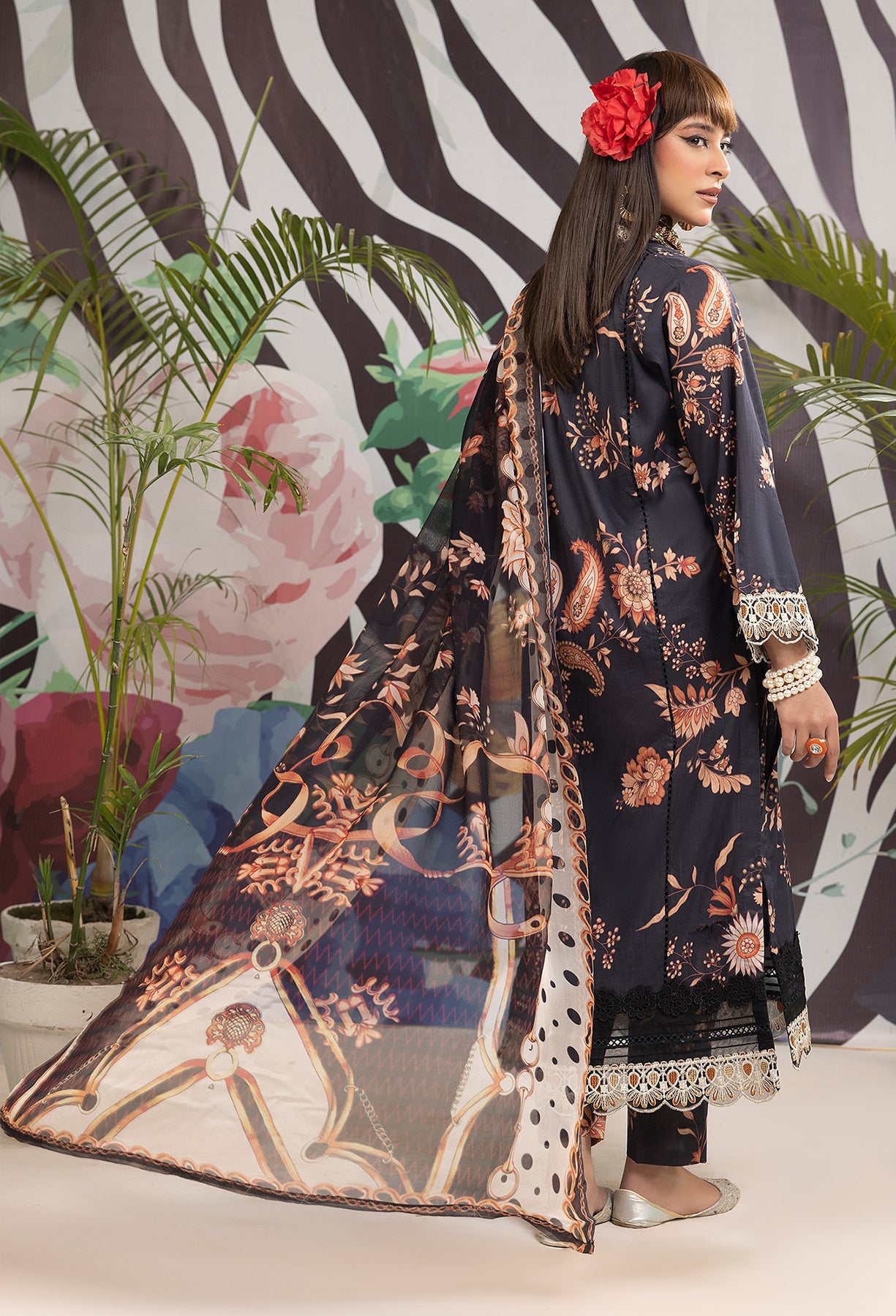 Adan's Prints Lawn Suits by Nazia Noor | 2024 - Print 5507 (SS-5141)