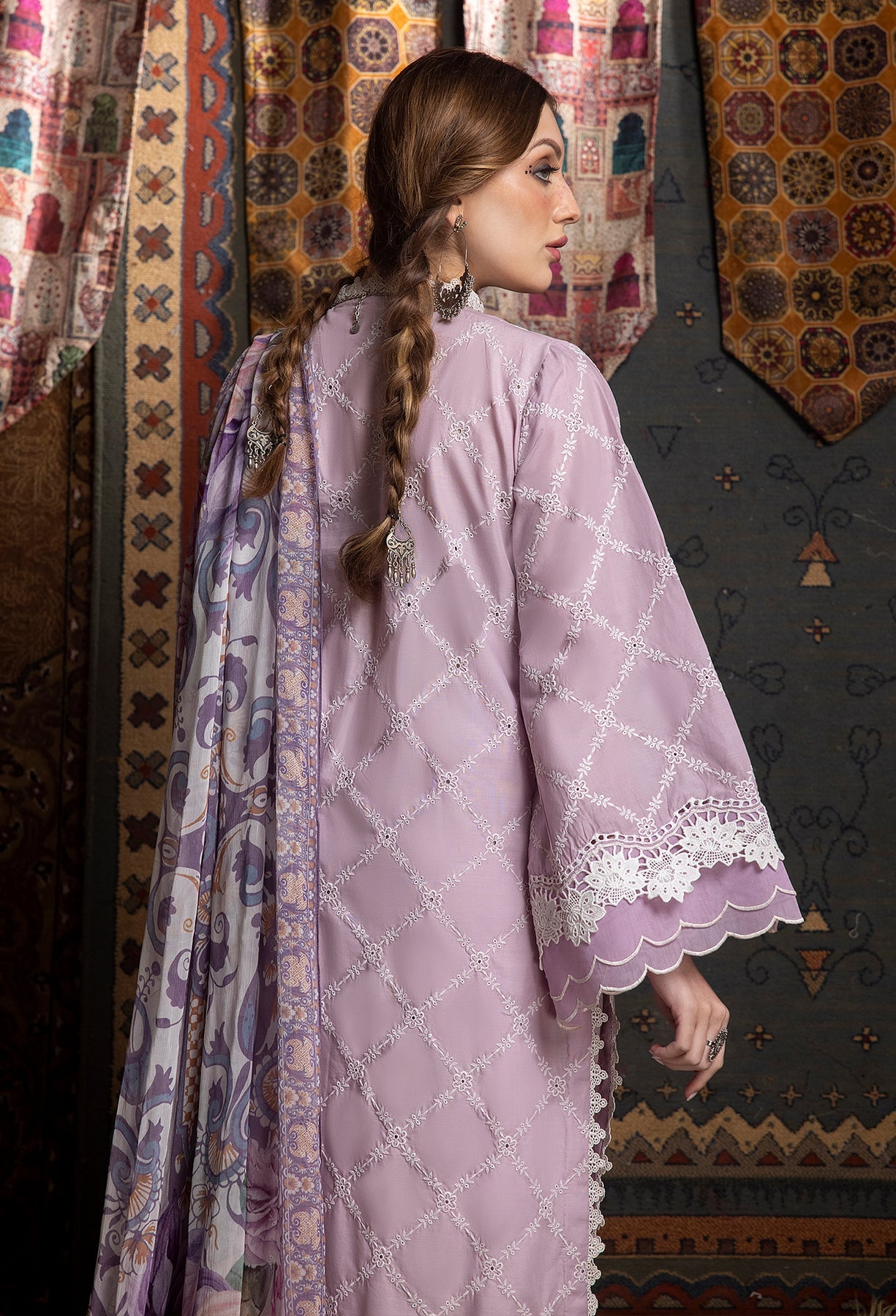 Adan’s Libas Lawn Suits by Ayesha Zia | 2024 | Lawn 5511