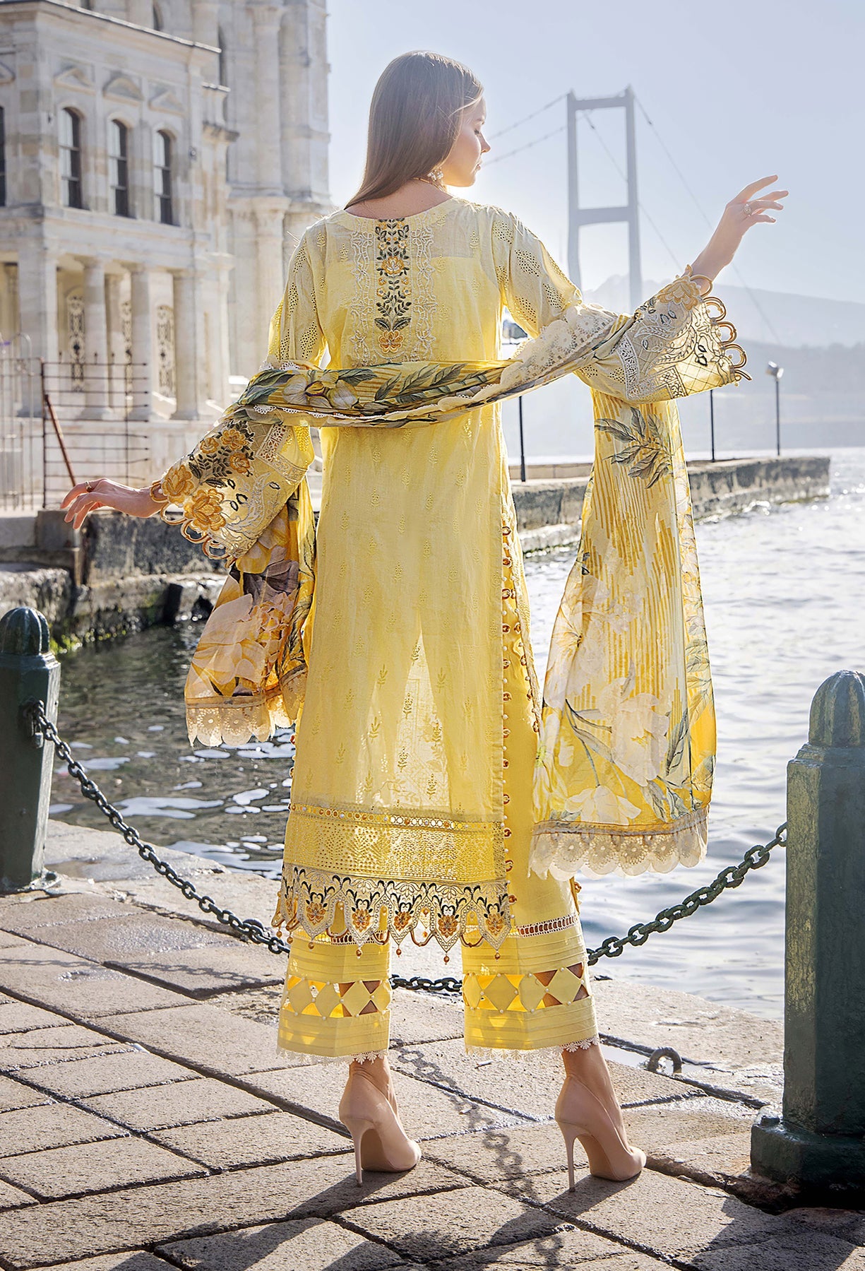 Adan's Libas Lawn Suits by Irha Zia | 2024 | 5552
