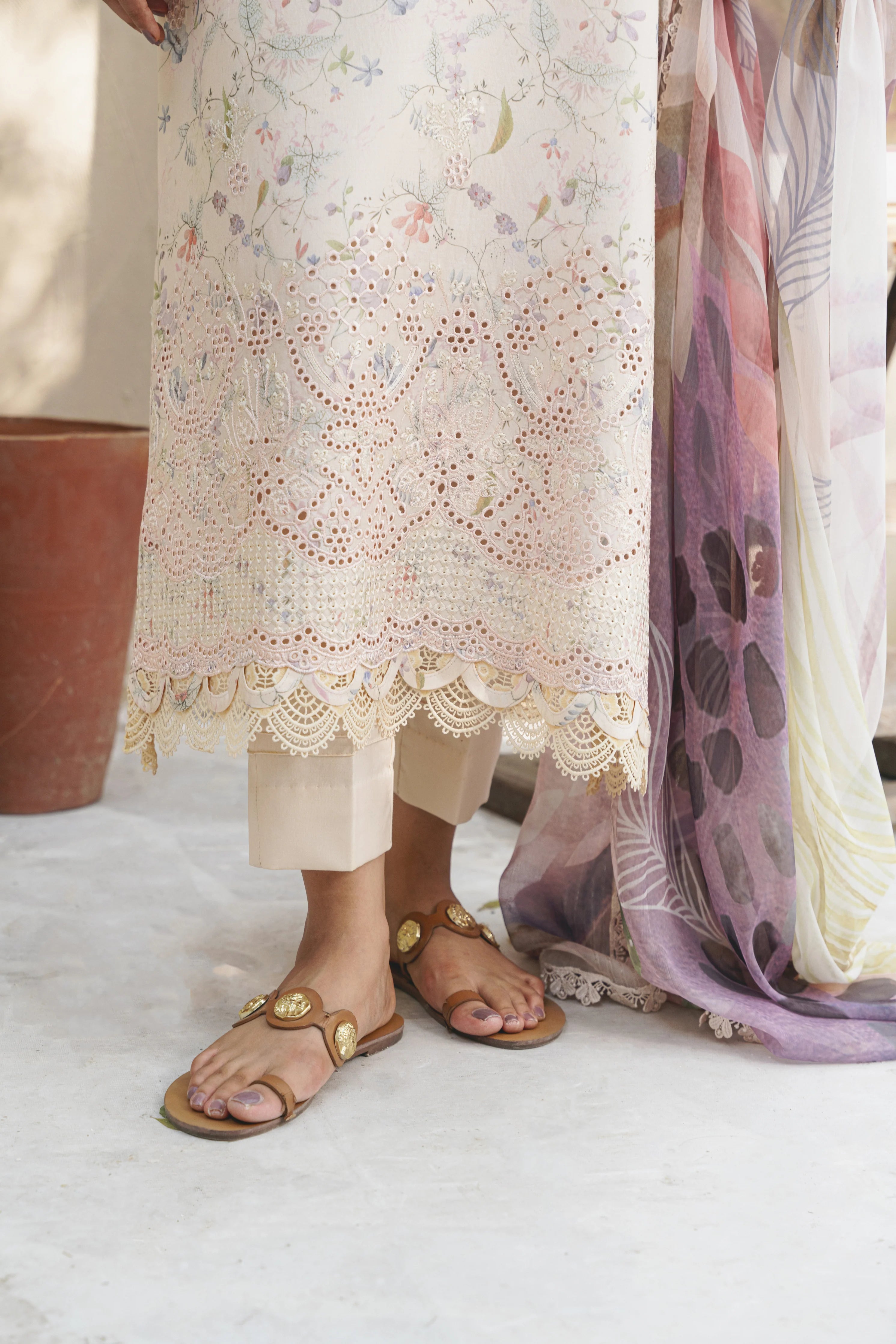 Shezlin chikankari unstitched lawn suits 2025 - Eva(Af-09)