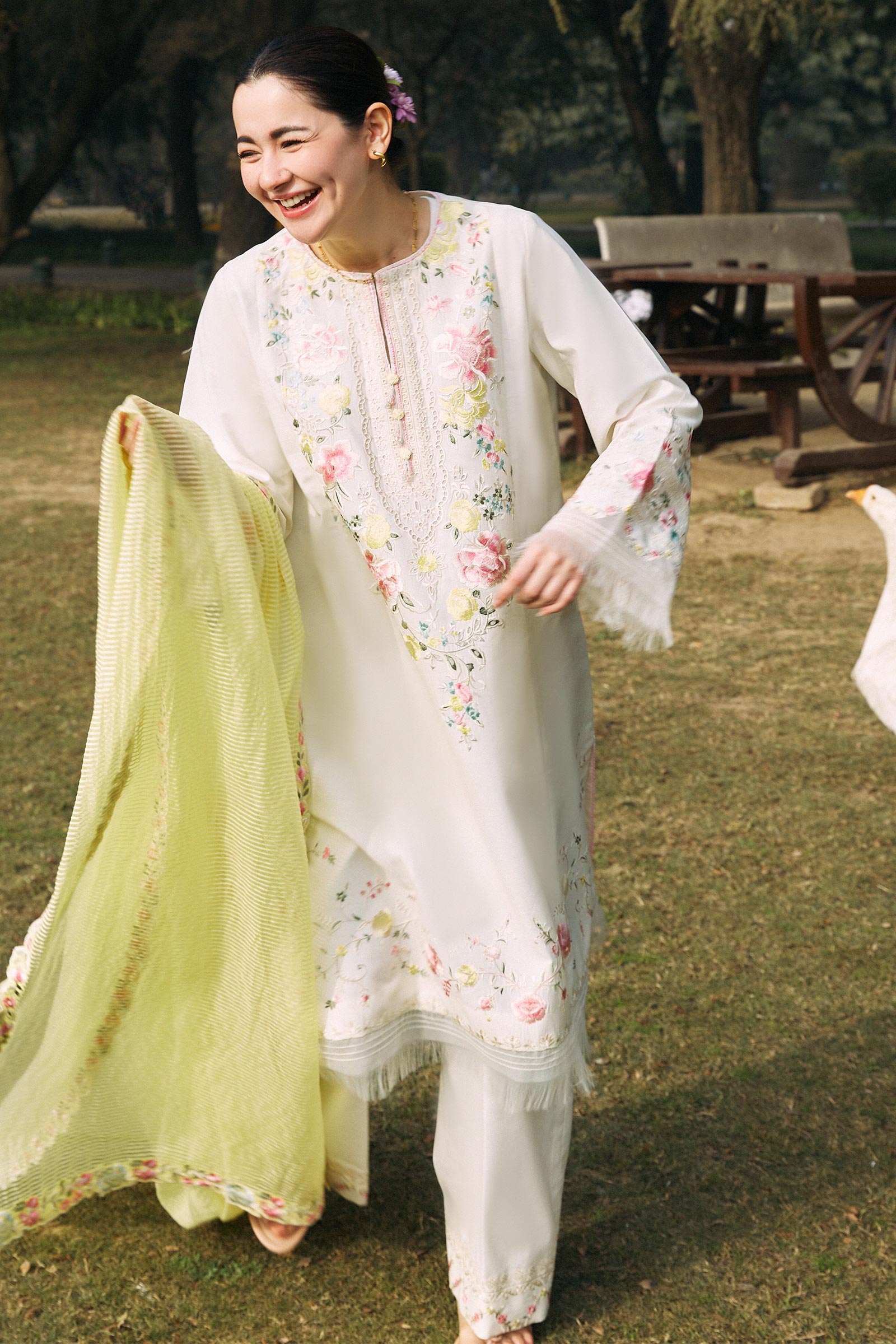 Coco Lawn Suits by Zara Shahjahan | 2024 | 7B