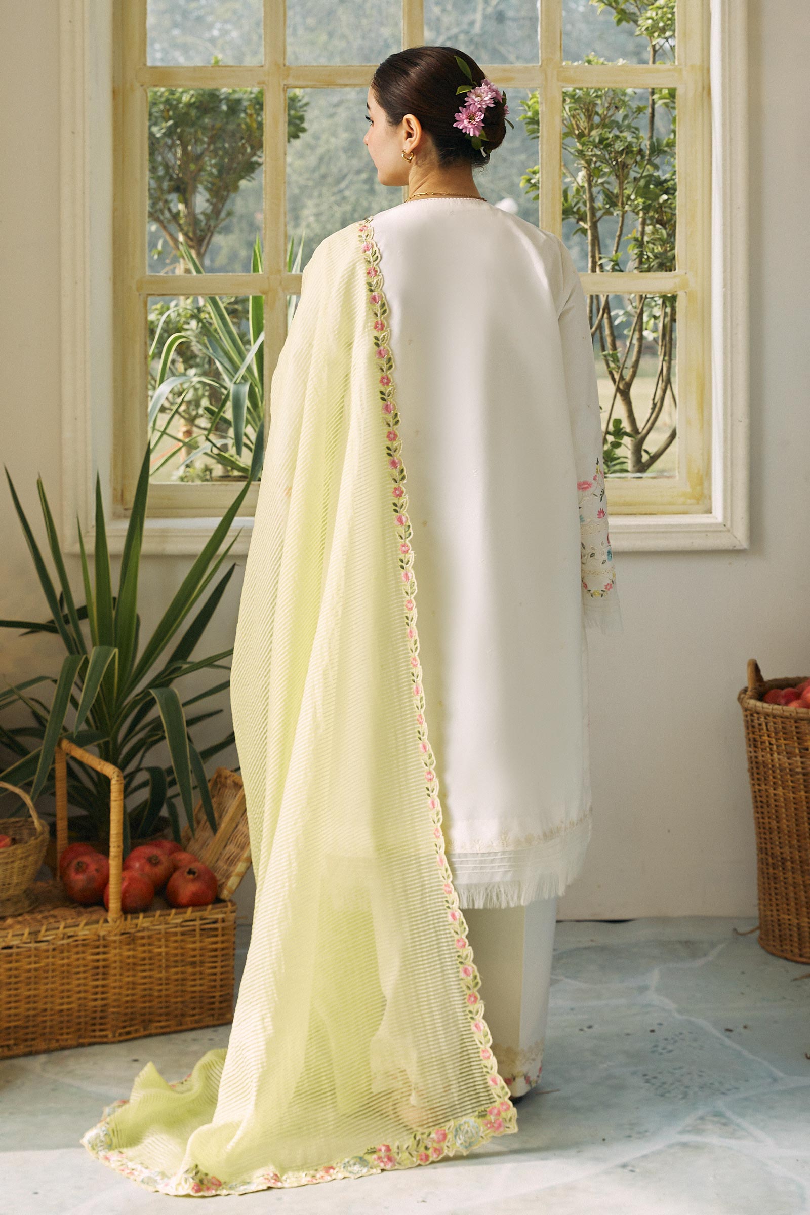 Coco Lawn Suits by Zara Shahjahan | 2024 | 7B
