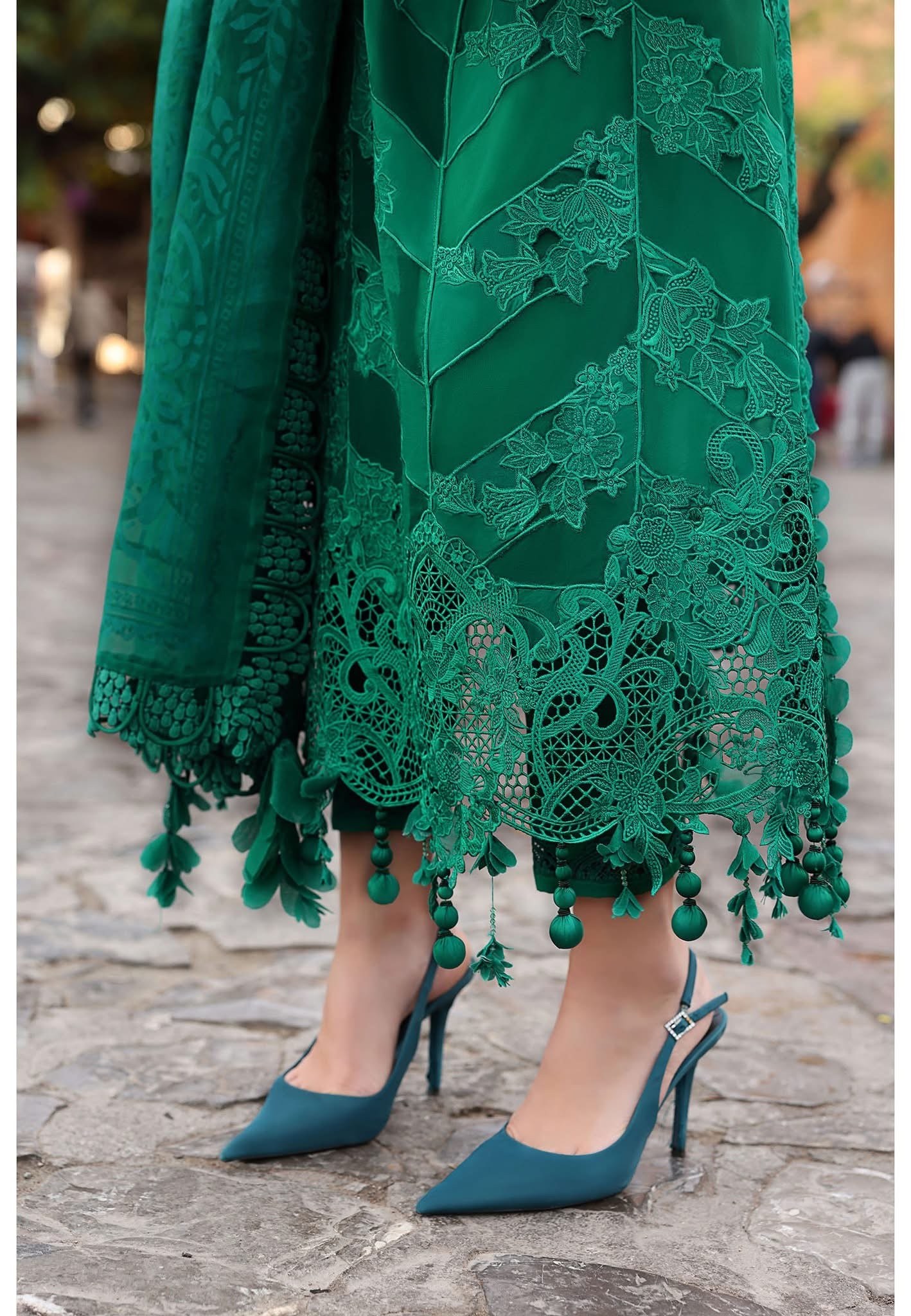 Maria B luxury lawn suits 2025 - 8B