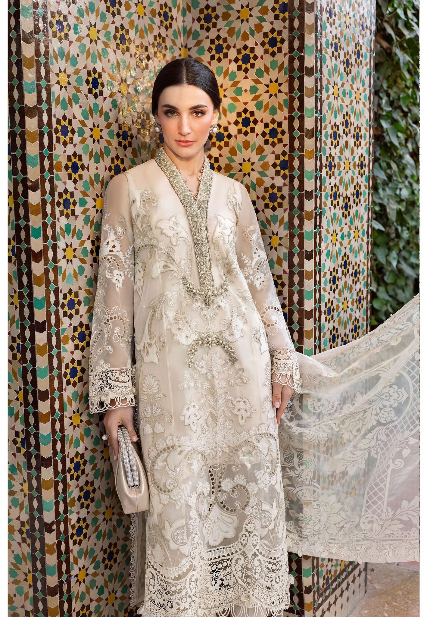 Maria B luxury lawn suits 2025 - 6A