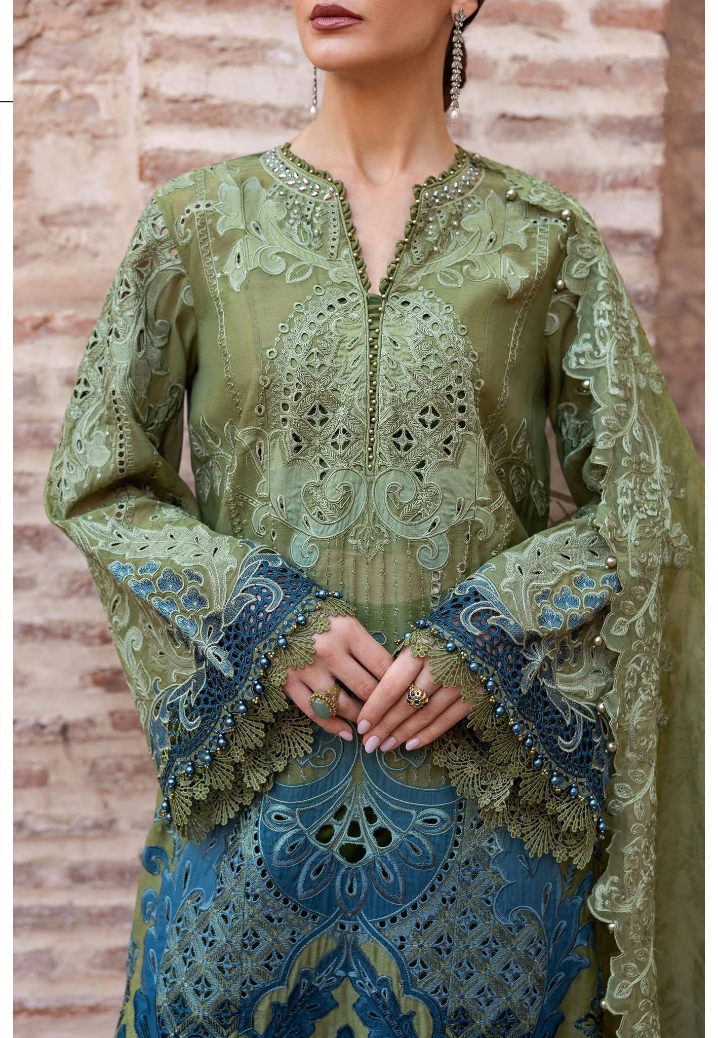 Maria B luxury lawn suits 2025 - 1A