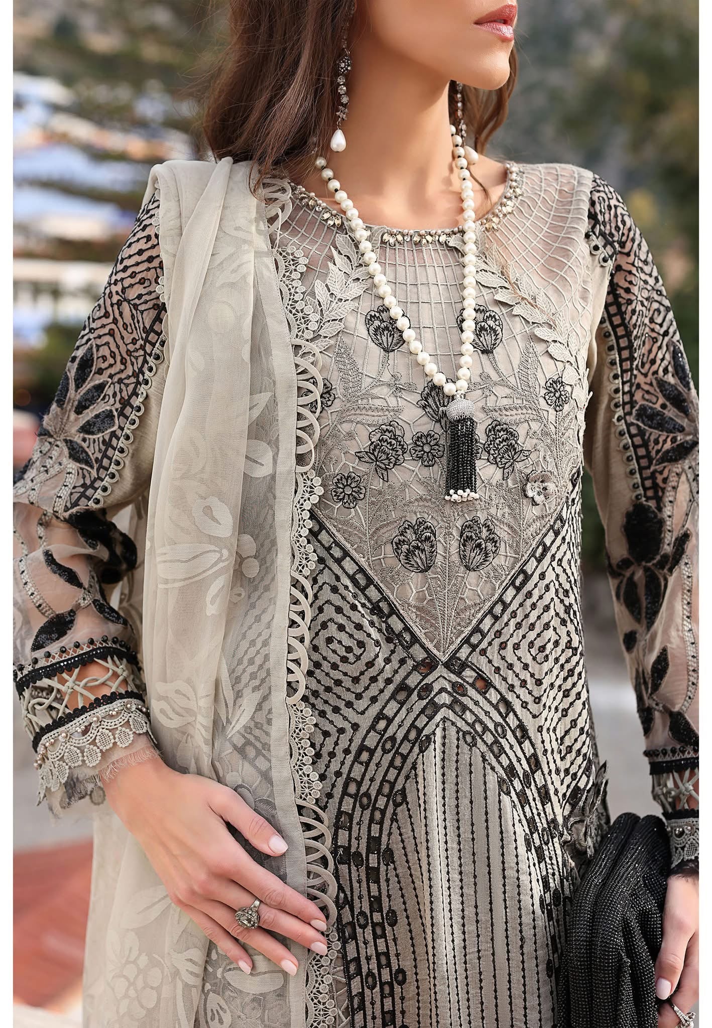 Maria B luxury lawn suits 2025 - 10B