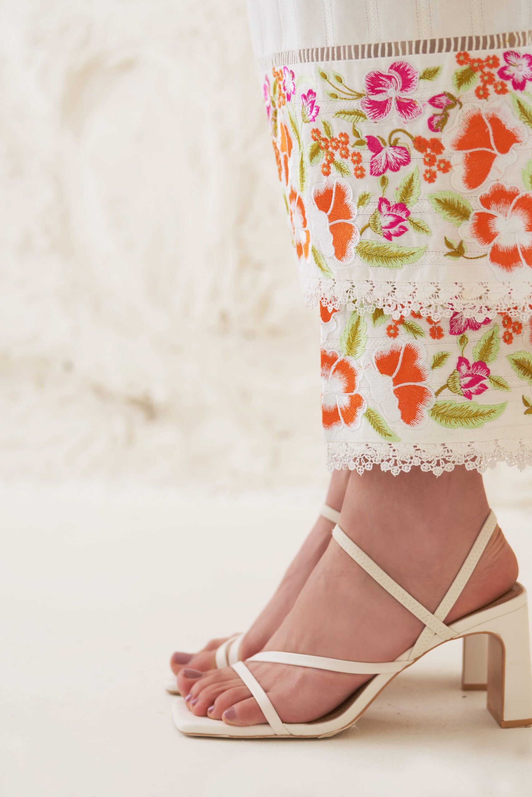 Zara Hayaat Luxury Summer Lawn 2023 | Design 03