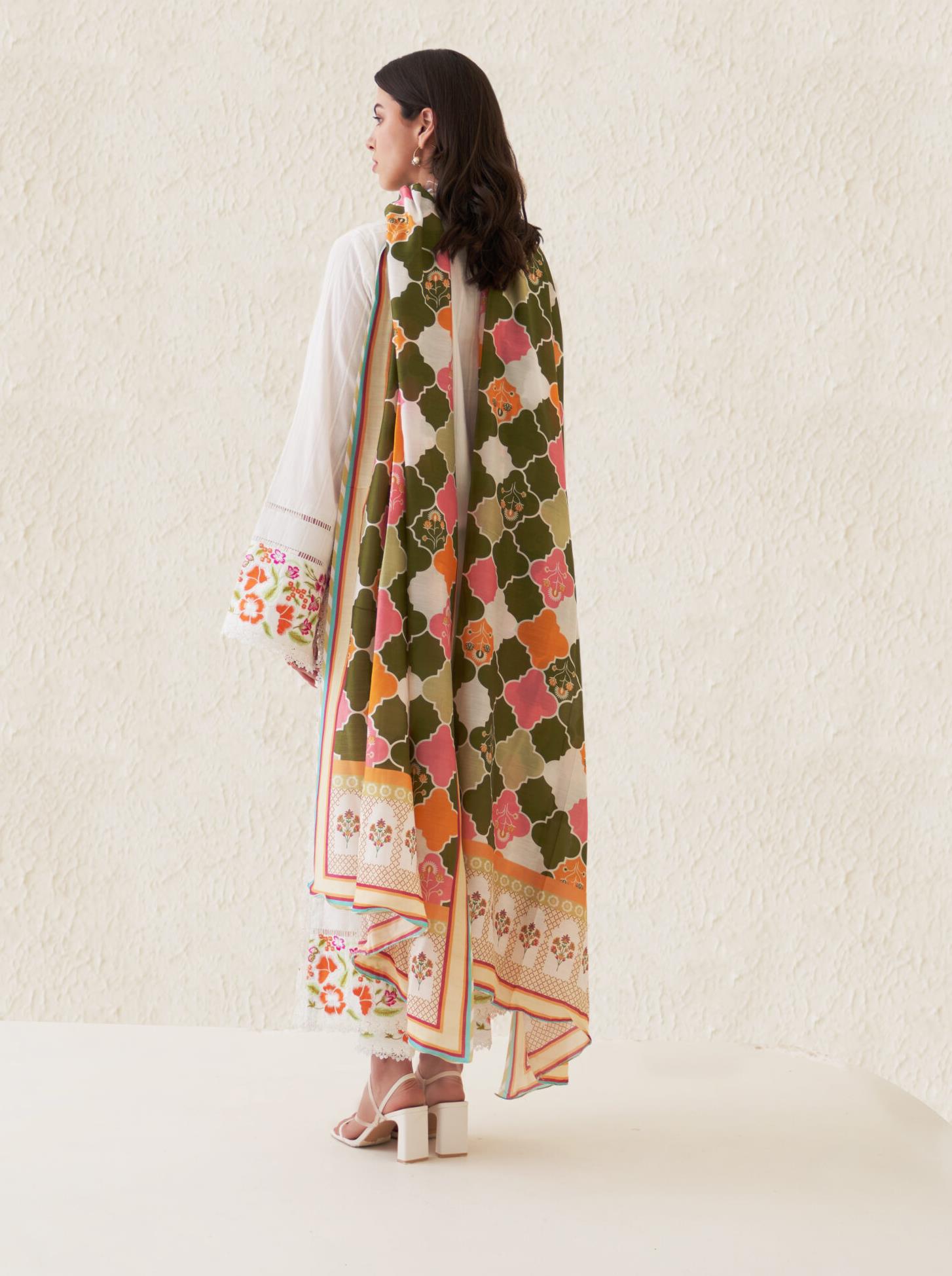 Zara Hayaat Luxury Summer Lawn 2023 | Design 03