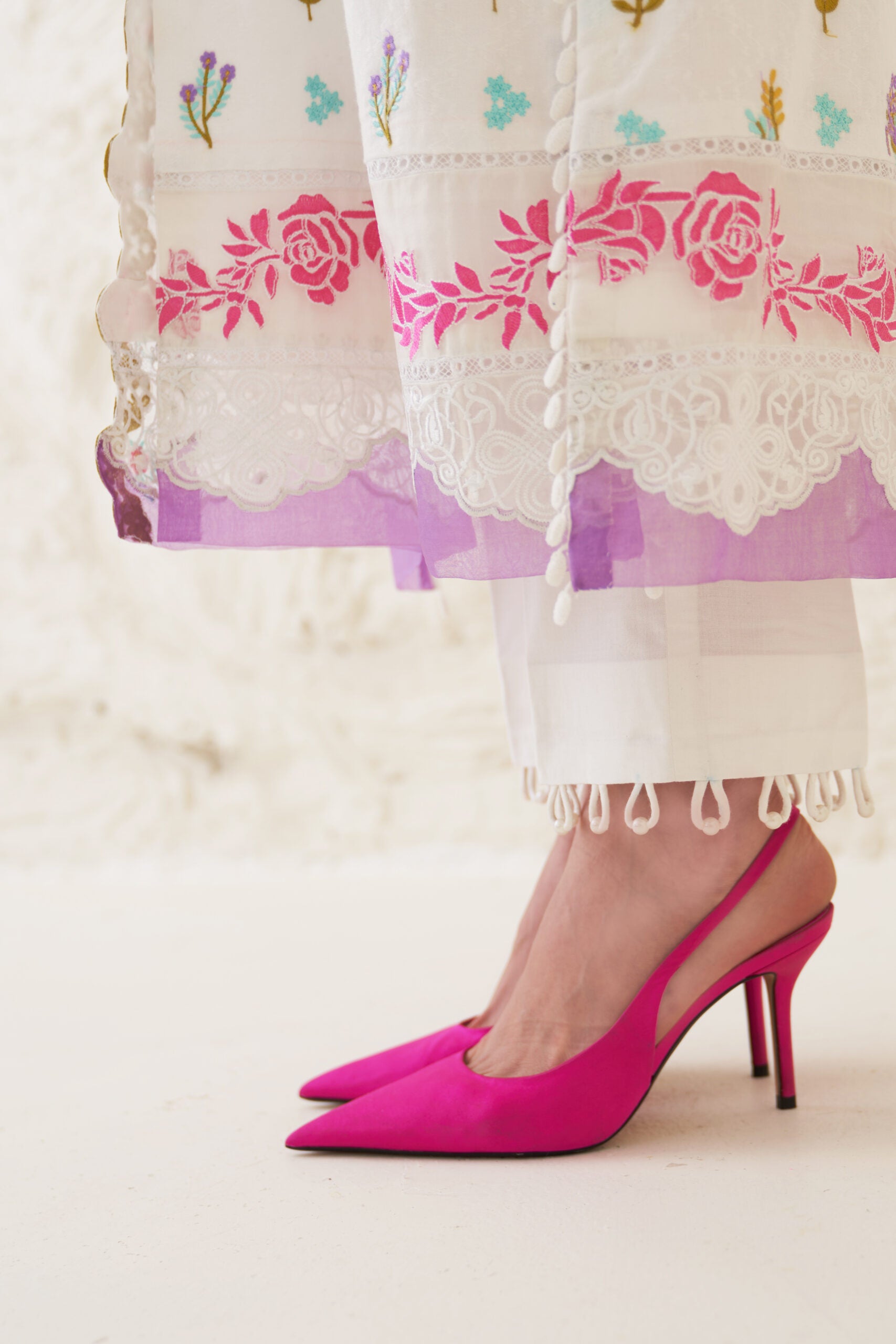 Zara Hayaat Luxury Summer Lawn 2023 | Design 04