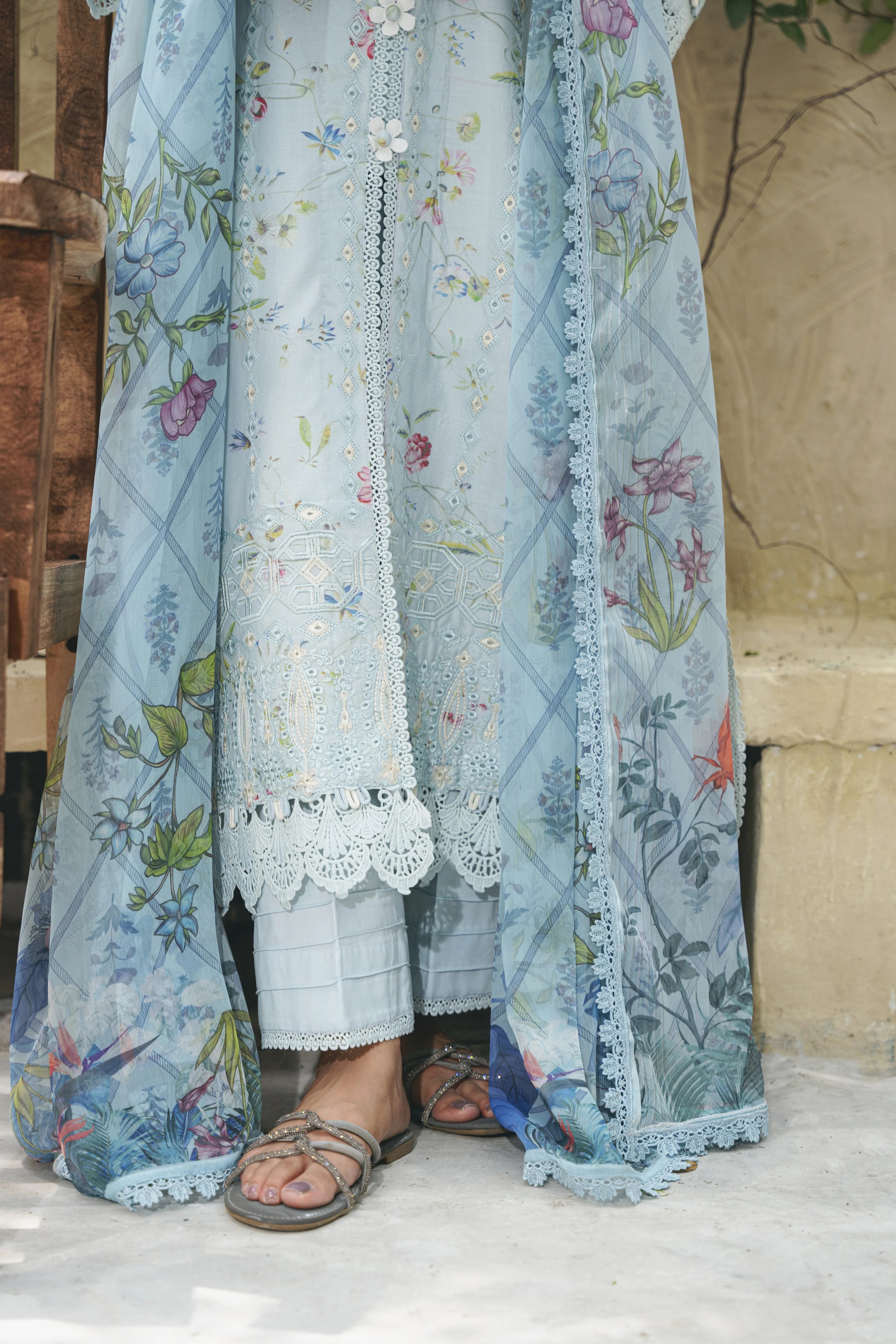 Shezlin chikankari unstitched lawn suits 2025 - Aylin(Af-06)
