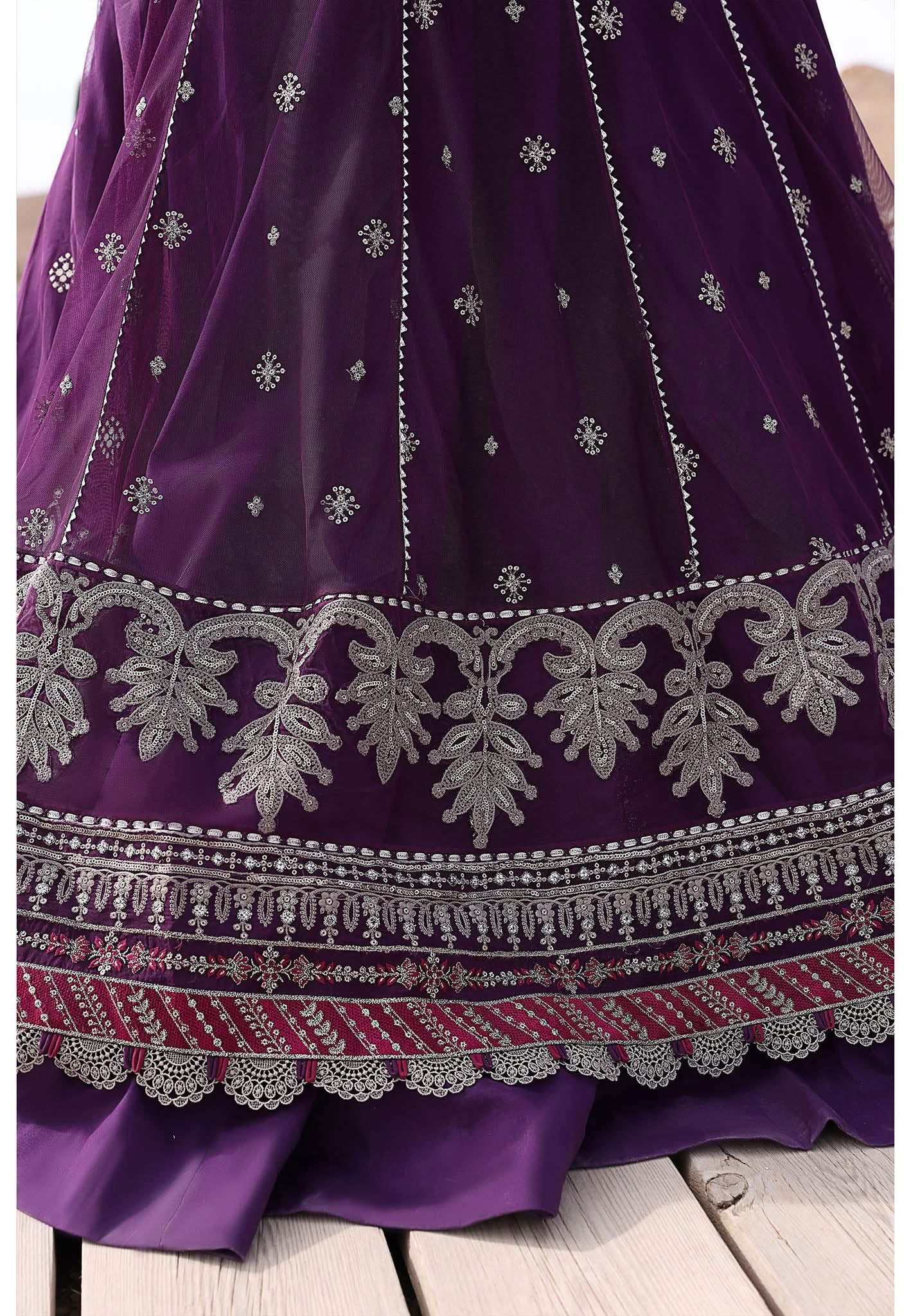 Maria B luxury lawn suits 2025 - 7B
