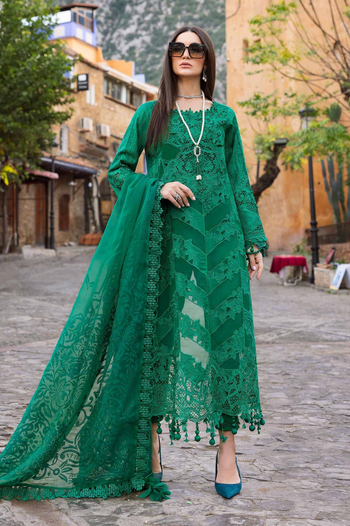 Maria B luxury lawn suits 2025 - 8B