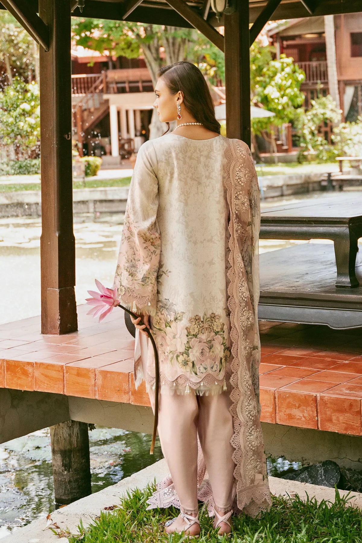 Jade needle wonder lawn suits 2024 - 08