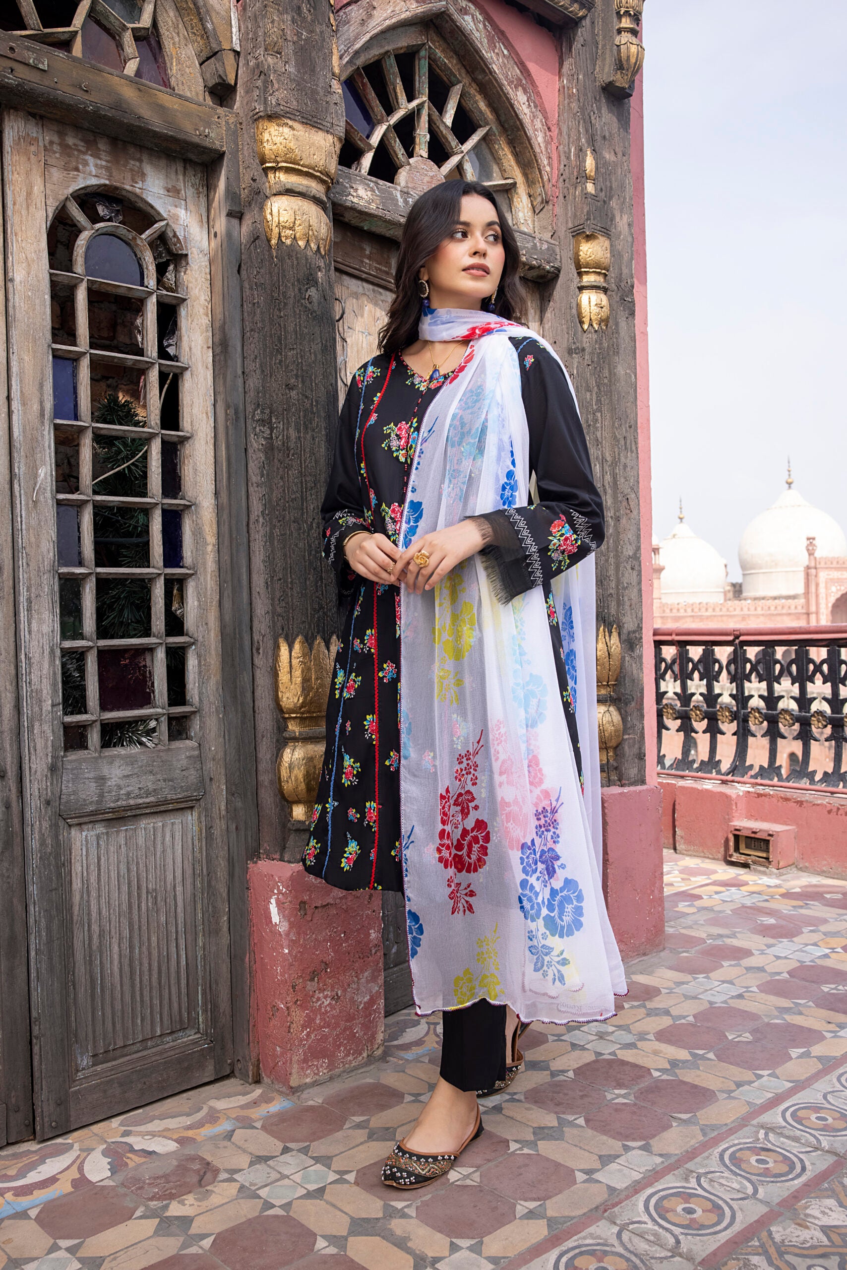 Ghazal from House of Mist : Lawn Suits Vol 4 | 2023 | HM-GZ4-02