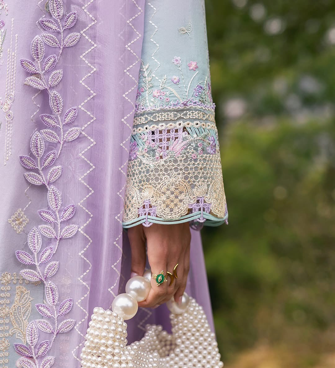 Qalamkar Qlinekari Lawn - DC-05 - Clio