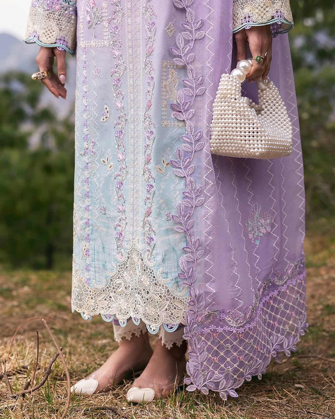 Qalamkar Qlinekari Lawn - DC-05 - Clio