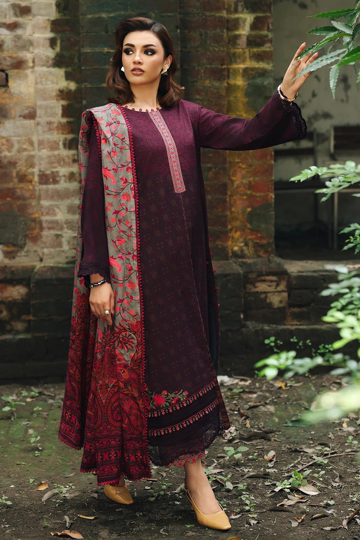 Charizma Combination Embroidered Linen Collection 2025 - CC25 - 17