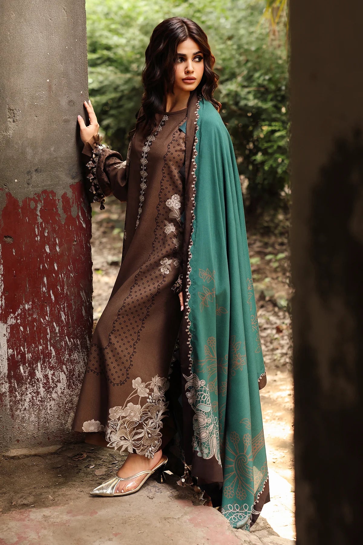 Charizma Combination Embroidered Linen Collection 2025 - CC25 - 16