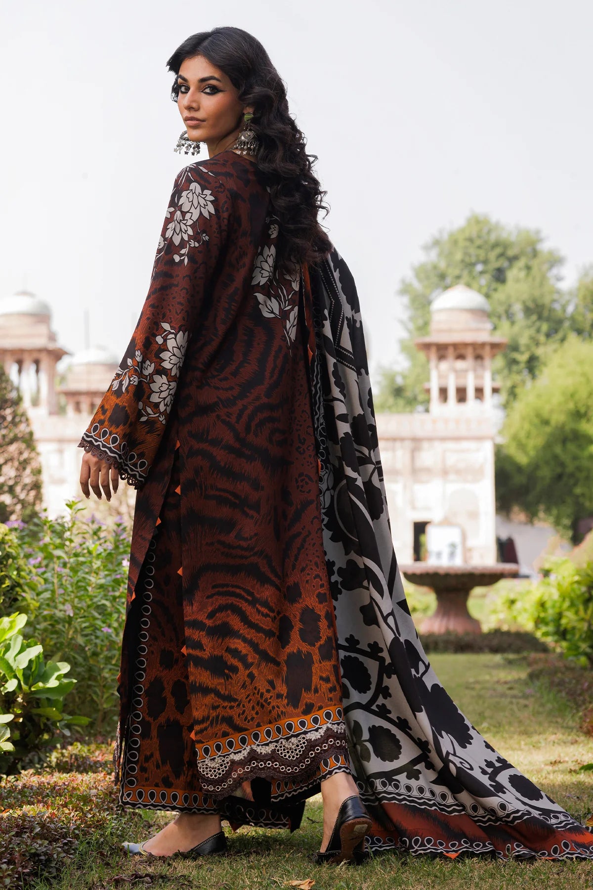 Charizma Combination Embroidered Linen Collection 2025 - CC25 - 15