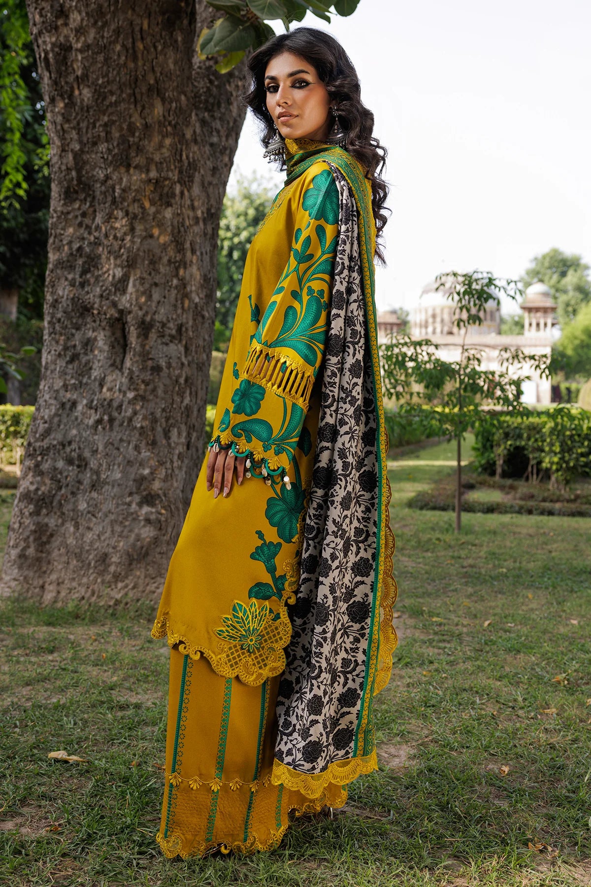 Charizma Combination Embroidered Linen Collection 2025 - CC25 - 11