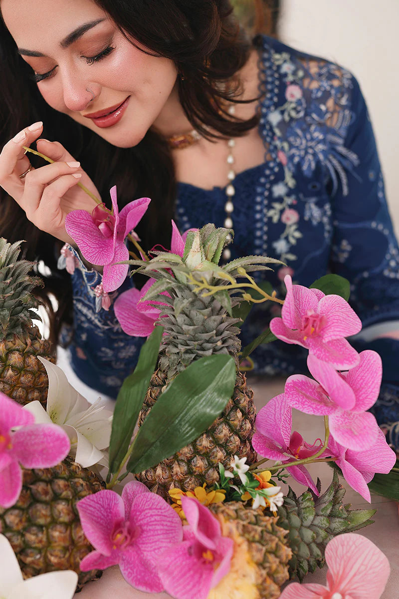 Qalamkar Sahil Luxury Lawn Collection 2026 - Esma - SA-16