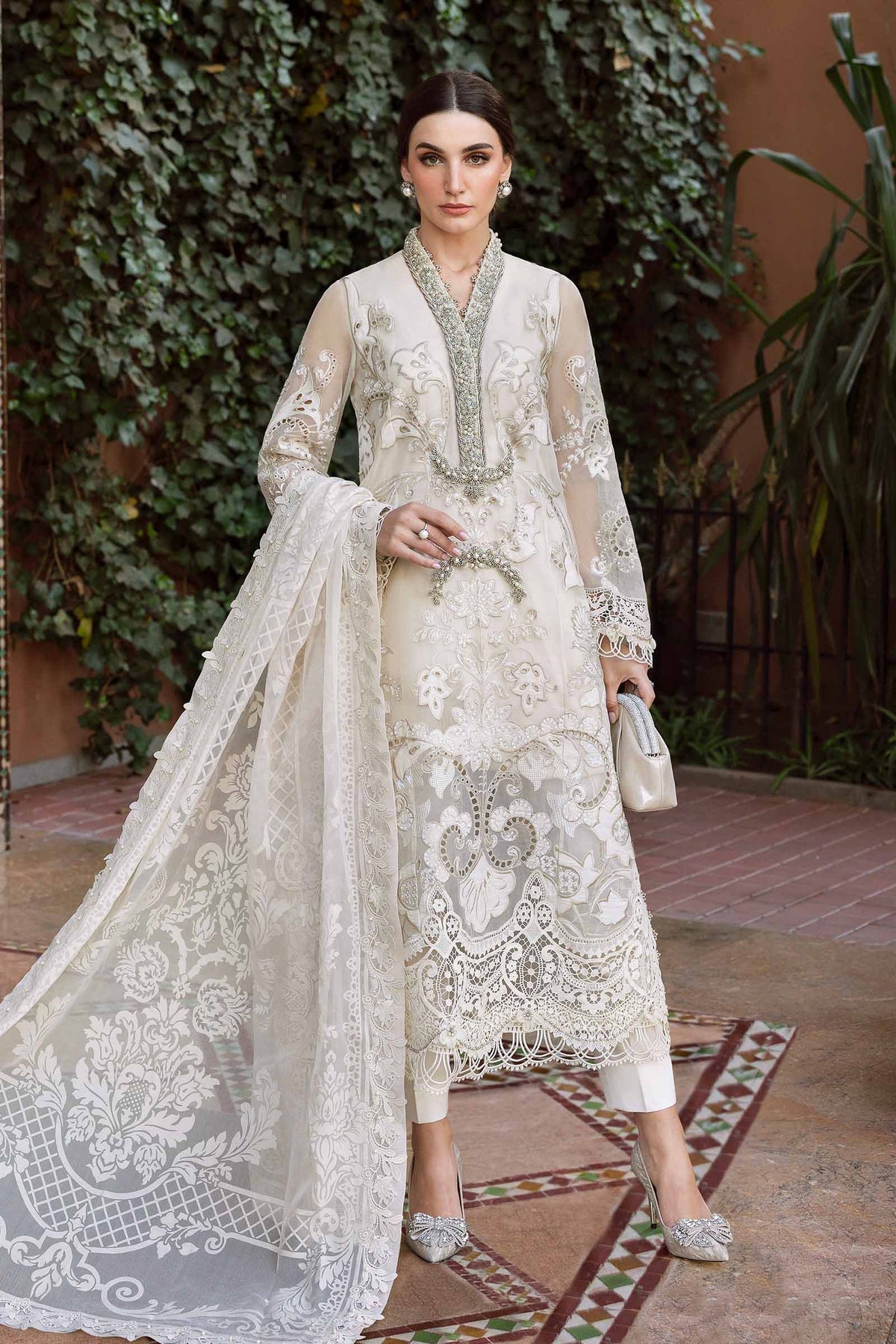Maria B luxury lawn suits 2025 - 6A