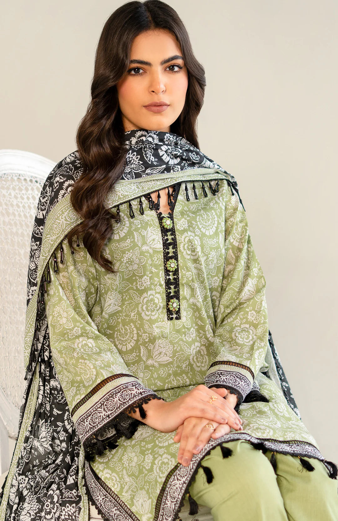 Mausummery summer printed lawn collection Vol 2 - 2025 - D-04