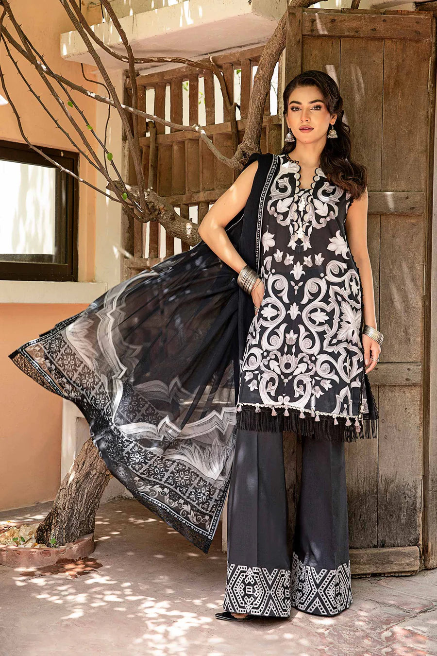 Maria B Mbasics Lawn collection 2025 - D-904B
