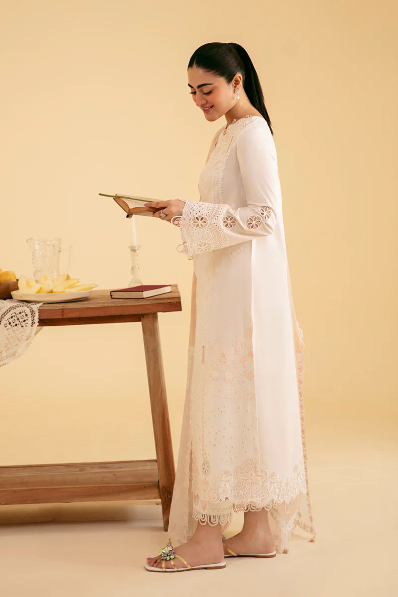 Qlinekari Lawn Suits by Qalamkar | 2024 | SQ-07