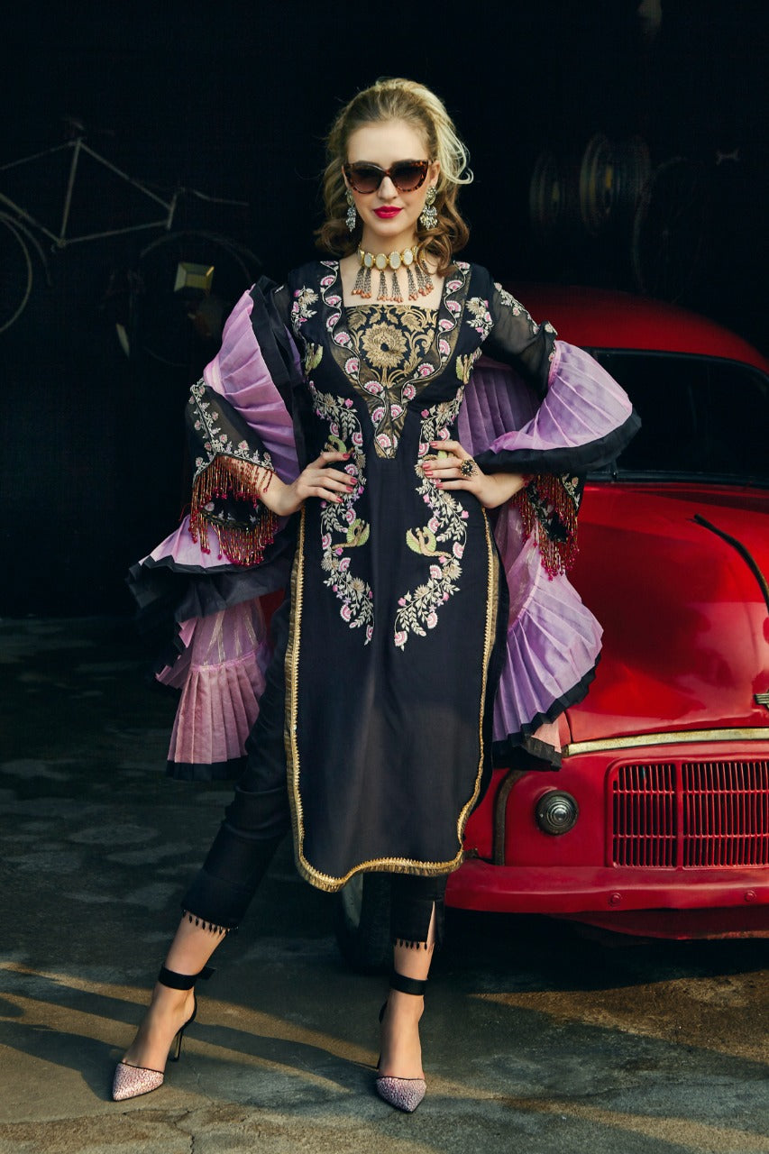 Zara Hayaat Luxury Collection - 2004