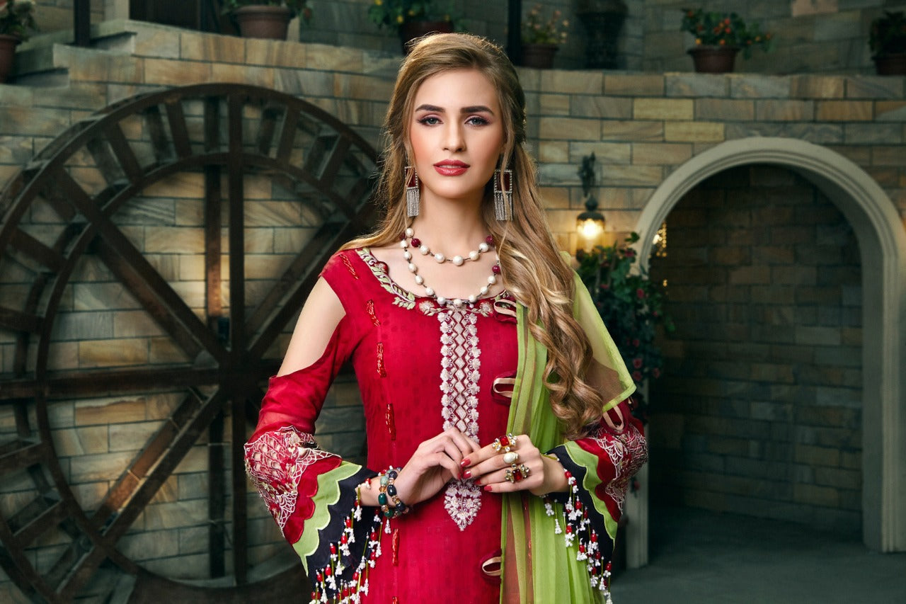 Zara Hayaat Luxury Collection - 2003