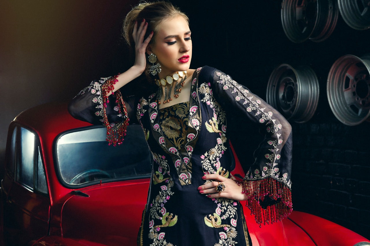 Zara Hayaat Luxury Collection - 2004